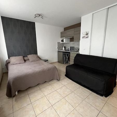 Studio Meuble Bussy-Saint-Georges Exterior foto